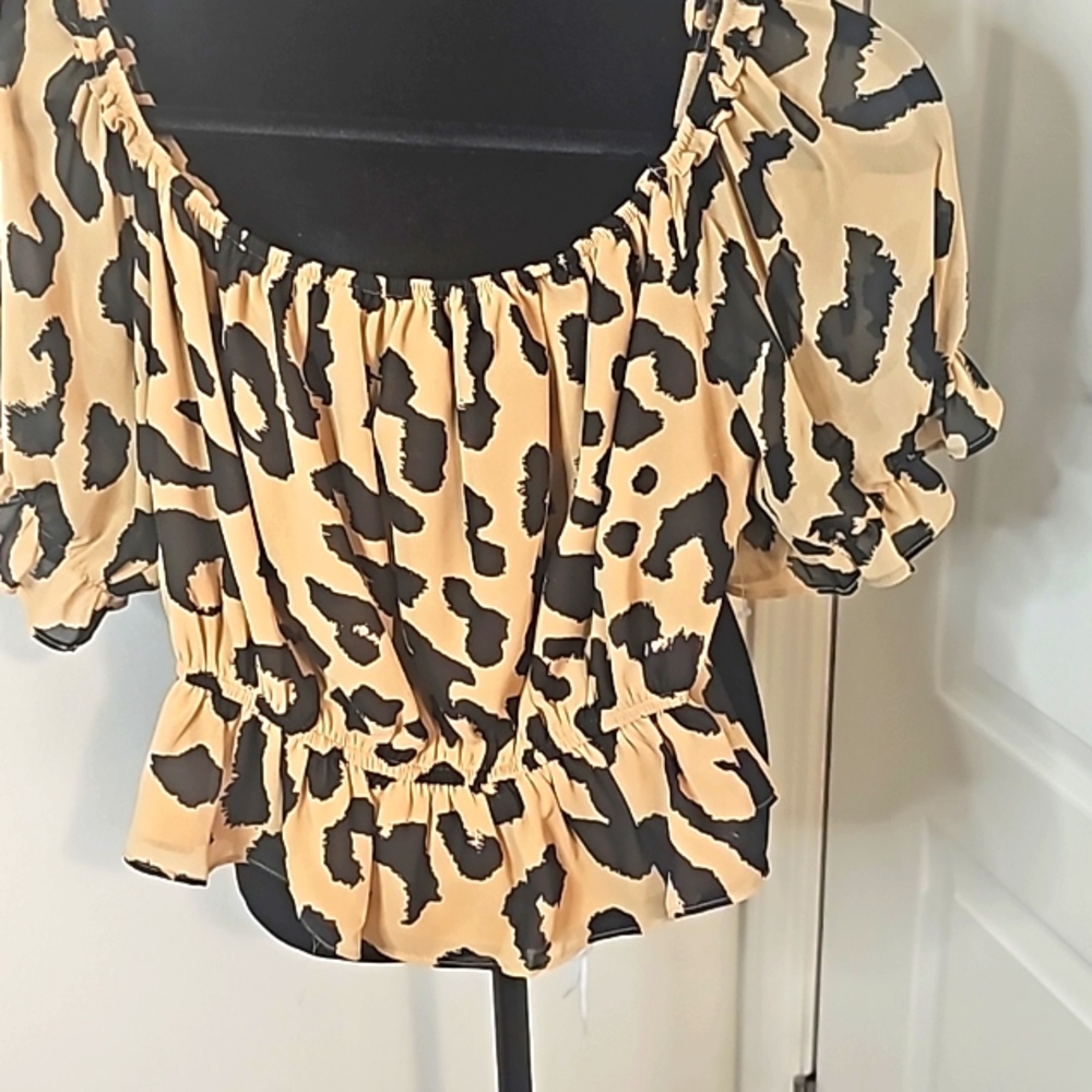 Ladies Small crop top